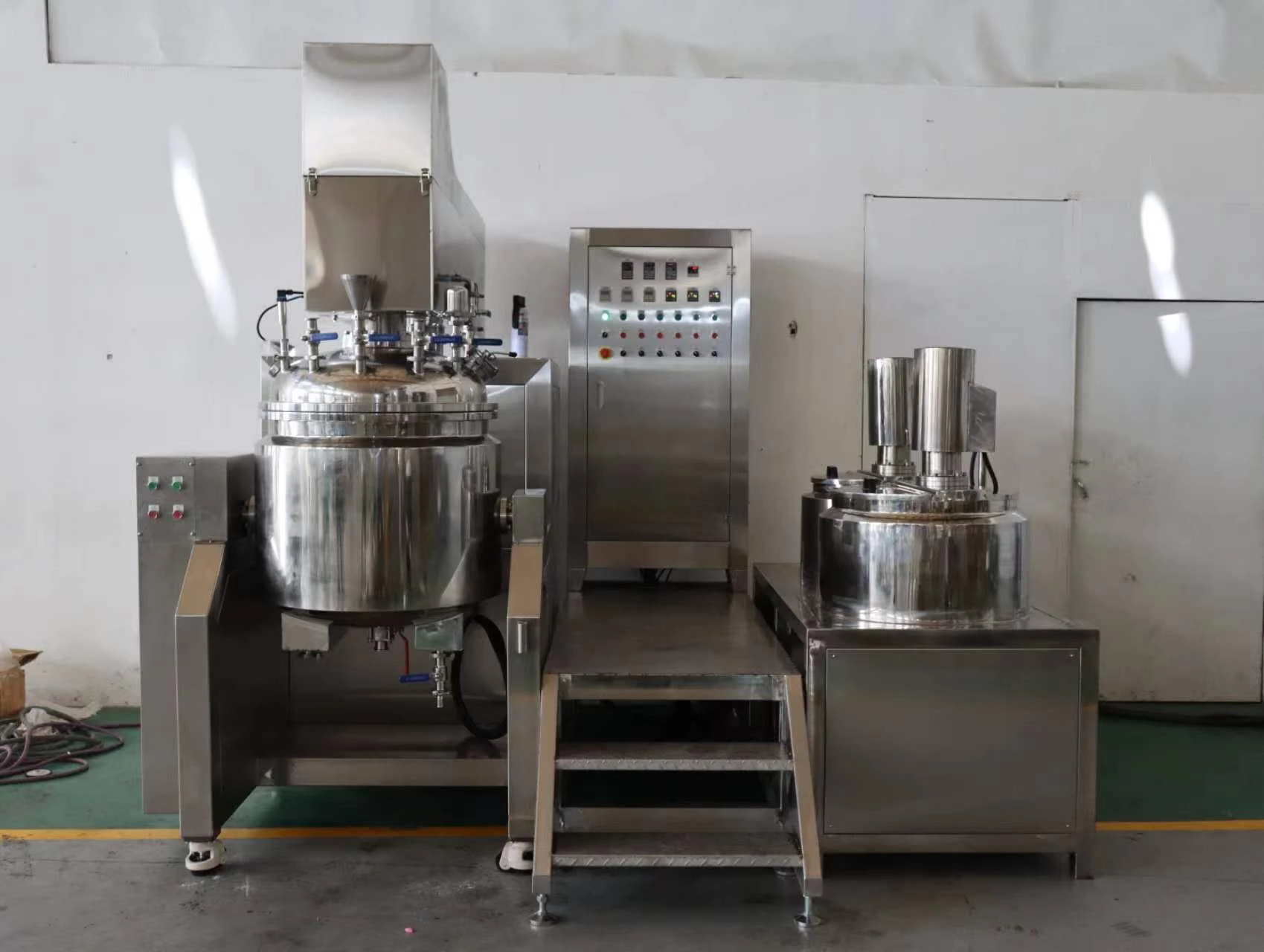Vacuum Emulsifier